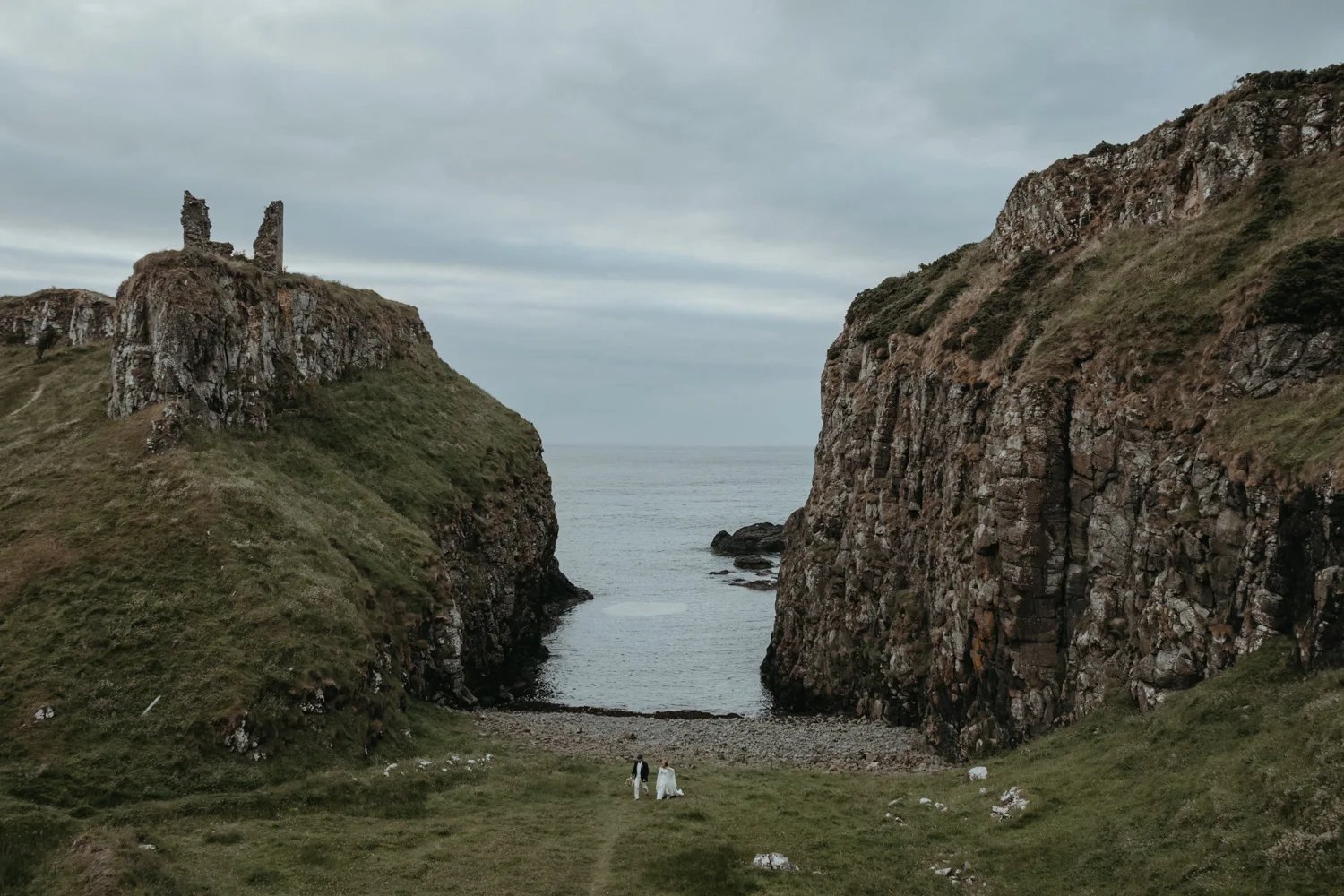 Nicole & Andre's intimate Northern Ireland elopement, by Sharyn Hodges & Nordic Vows