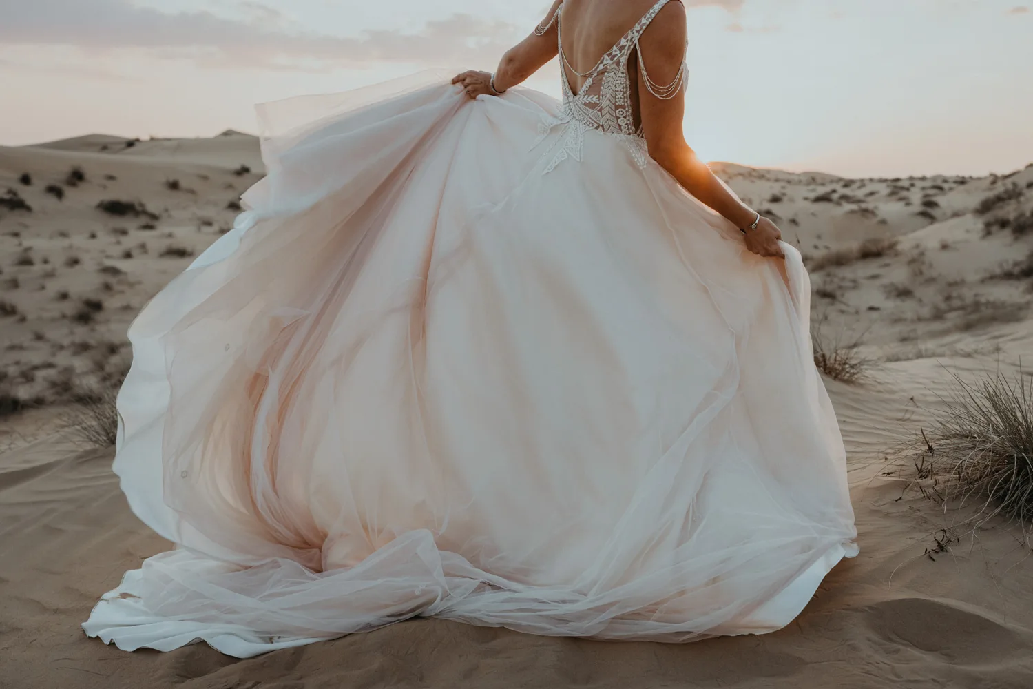 Liesel & Tim Dubai Camel Trash The Dress Shoot, photography by Sharyn Hodges