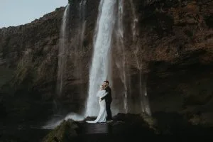 Chelsi & Josh's South Iceland vow renewal, photography by Sharyn Hodges & Nordic Vows